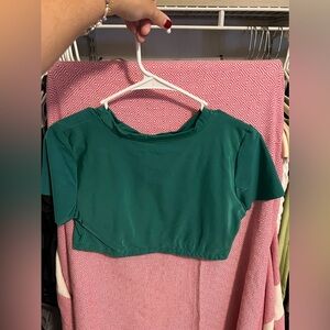 green aerie smoothez athletic crop top